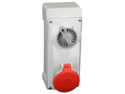 Vertical Switched Interlocked Socket  - With Backbox IP44