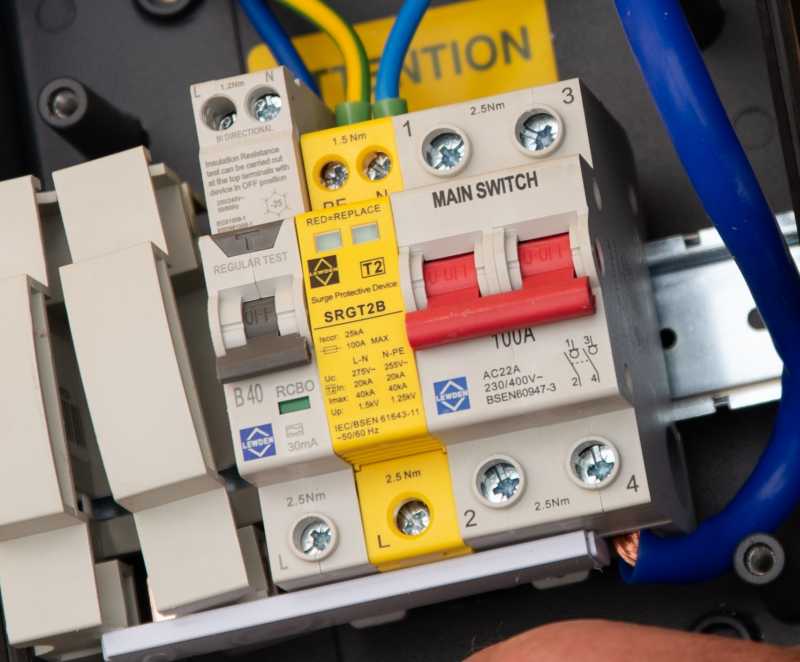 Surge protection (SPD) without OCPD